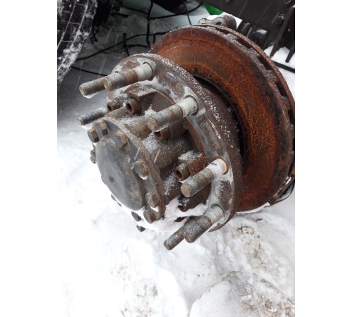 Ступица (задняя левая)