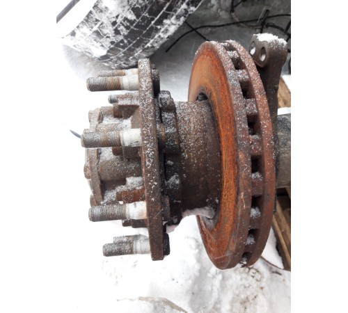 Ступица (задняя левая)