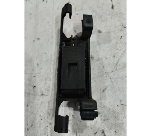 Плафон внутреннего освещения салона