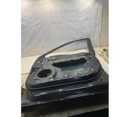 Дверь (передняя, правая)