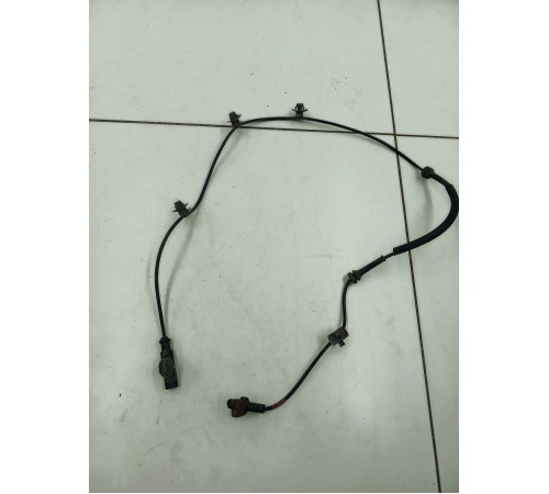 Датчик ABS передний правый