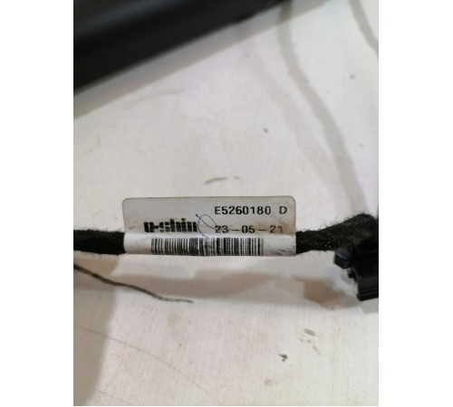 Амортизатор крышки багажника правый