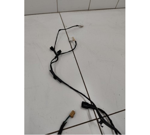 Электропроводка двери передняя правая