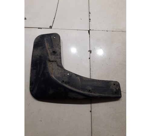 Брызговик (задний правый)