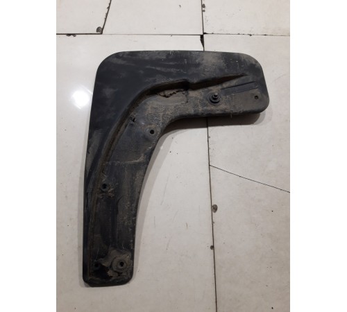 Брызговик (задний правый)