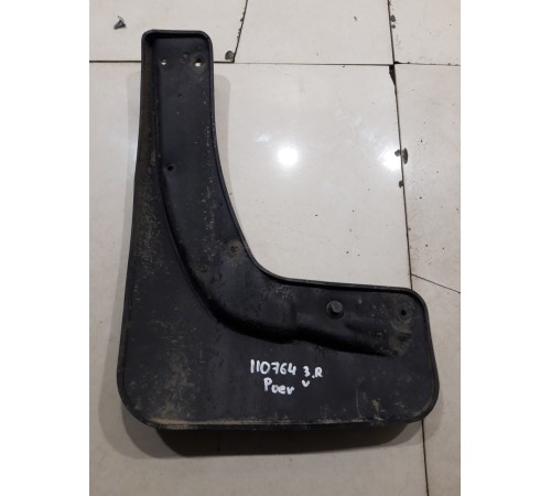 Брызговик (задний правый)