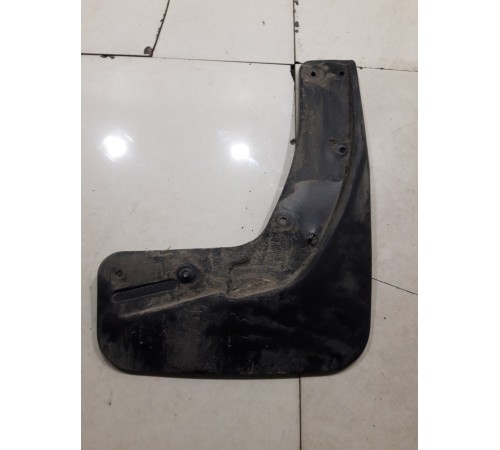 Брызговик (задний правый)