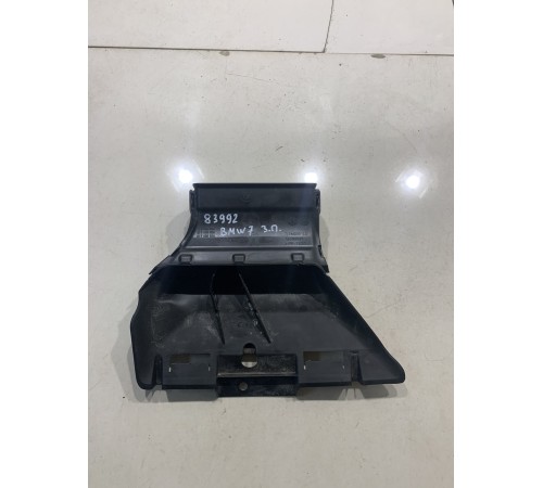 Воздуховод (задний правый)