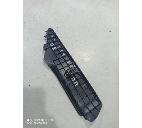 Накладка центральной консоли левая