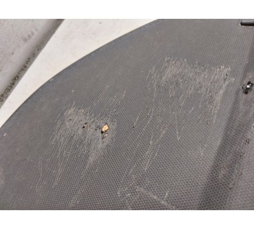 Шторка багажника