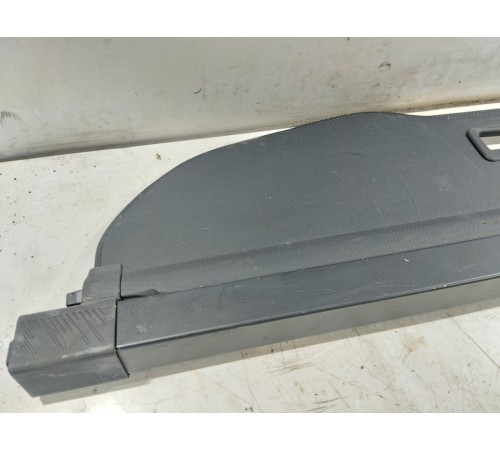 Шторка багажника