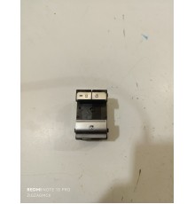 Кнопка блокировки дверей и стекол