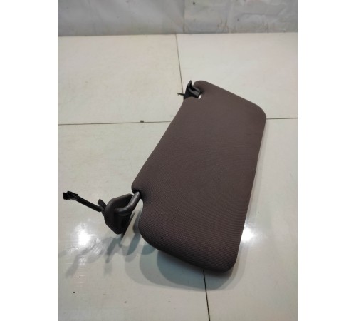 Козырёк солнцезащитный (правый)