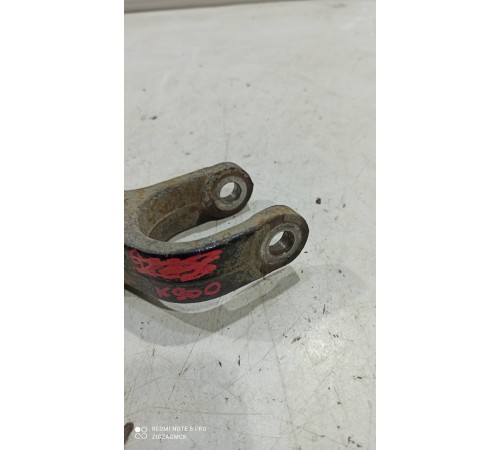 Рычаг(вилка) амортизатора передний правый