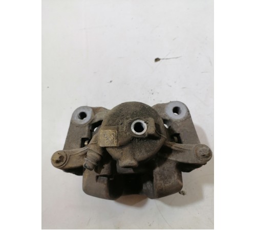 Суппорт передний правый