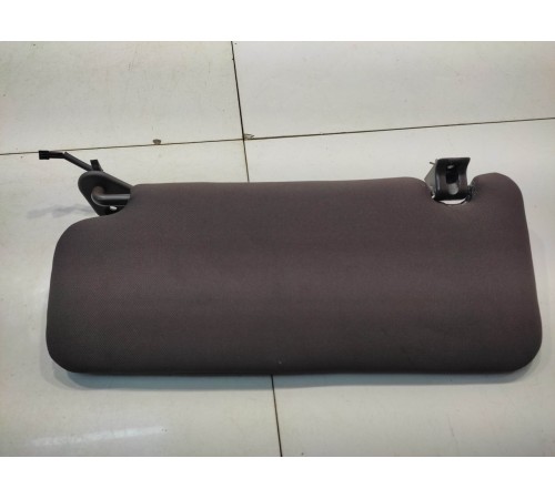 Козырёк солнцезащитный (правый)