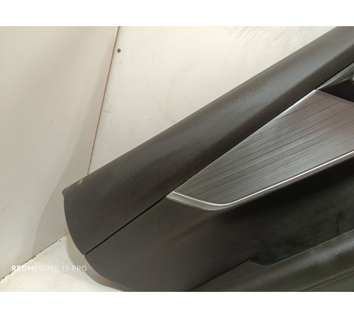 Обшивка двери задняя левая