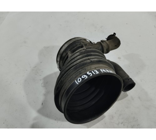 Патрубок корпуса воздушного фильтра