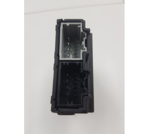 Блок управления задним рядом сиденья