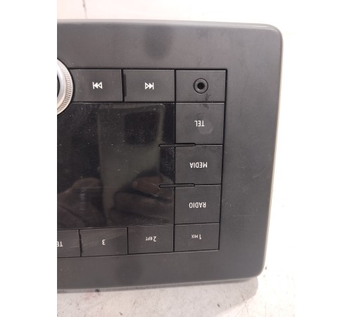 Магнитола (мультимедийный центр)