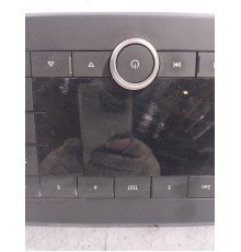 Магнитола (мультимедийный центр)