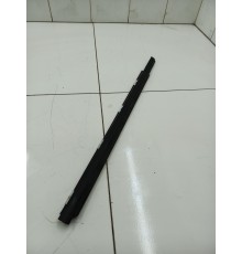 Уплотнитель стекла двери задний левый внешний