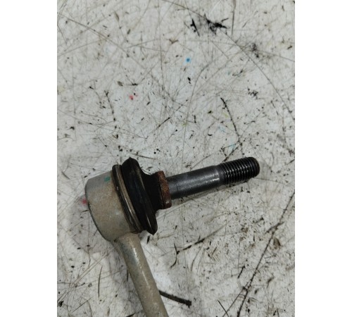 Стойка стабилизатора задняя левая