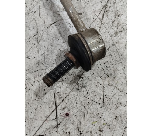 Стойка стабилизатора задняя левая