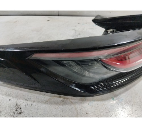 Фонарь задний левый наружный