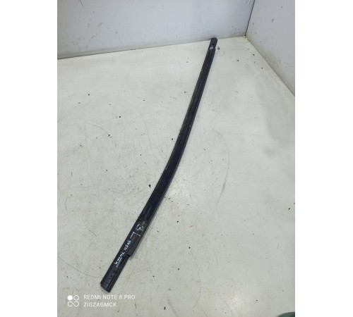 Уплотнитель стекла (задний левый наружный)