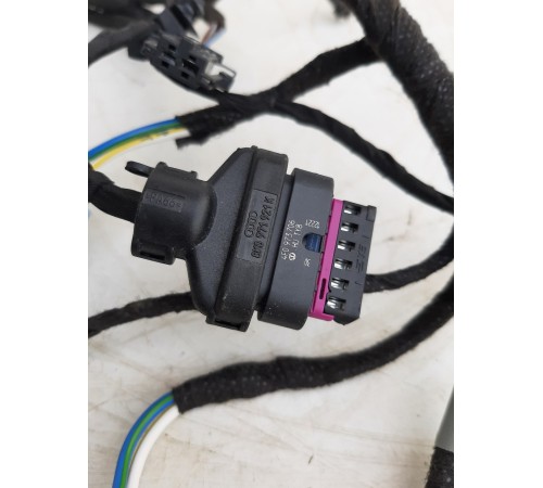 Электропроводка двери (задняя левая)