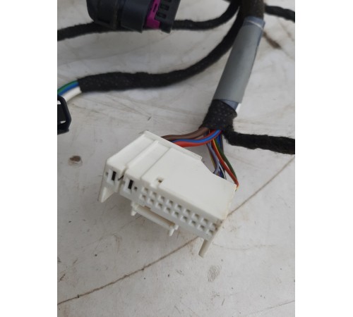 Электропроводка двери (задняя левая)