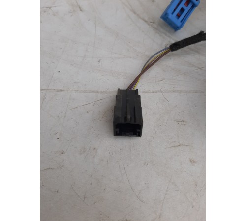 Электропроводка двери (задняя левая)