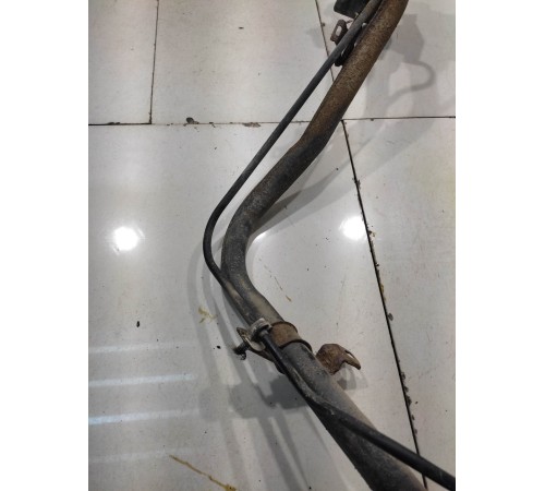 Горловина топливного бака