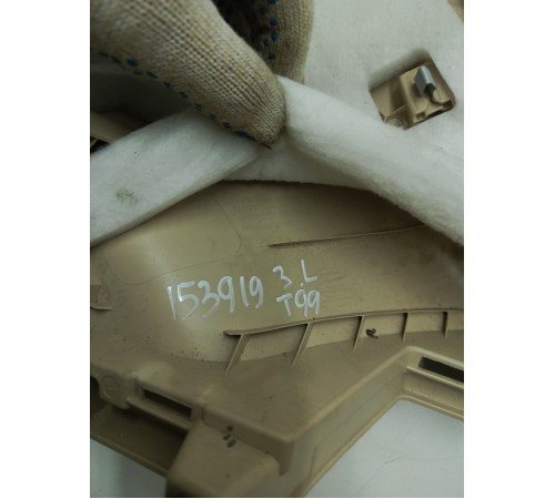 Обшивка задней стойки левая верхняя