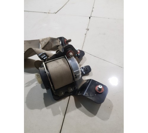 Ремень безопасности 3-й ряд левый