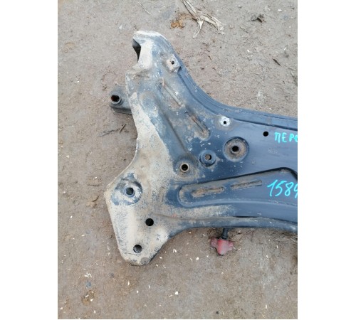 Балка подвески передняя (подрамник)