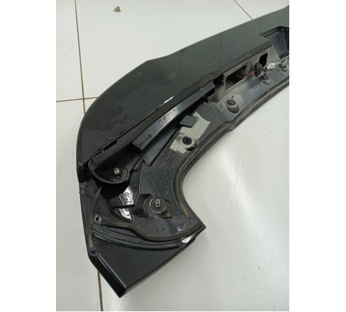 Спойлер крышки двери багажника