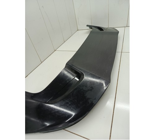 Спойлер крышки двери багажника