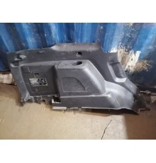 Обшивка багажника левая