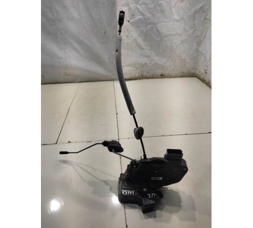 Замок двери (задний, правый)