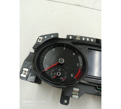 Панель приборов