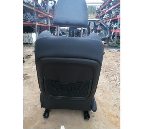 Сиденье переднее правое