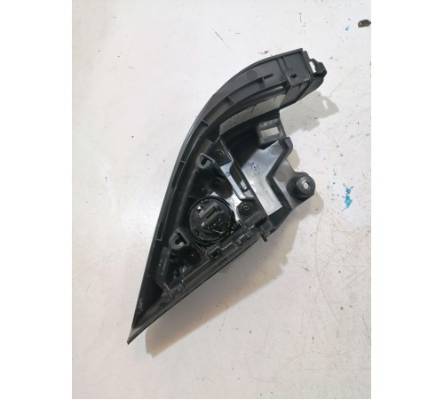 Динамик (уголок) двери передний правый