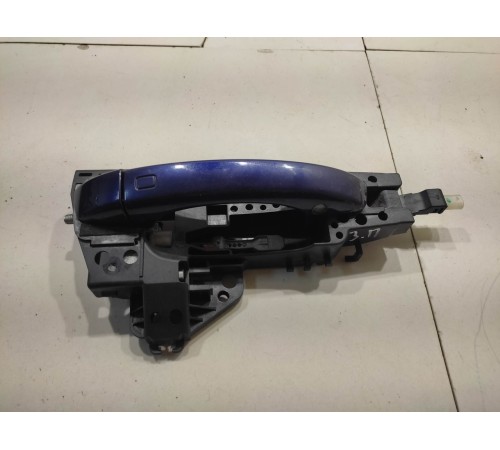 Ручка двери (задняя правая внешняя)