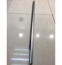 Молдинг двери (передний, правый)