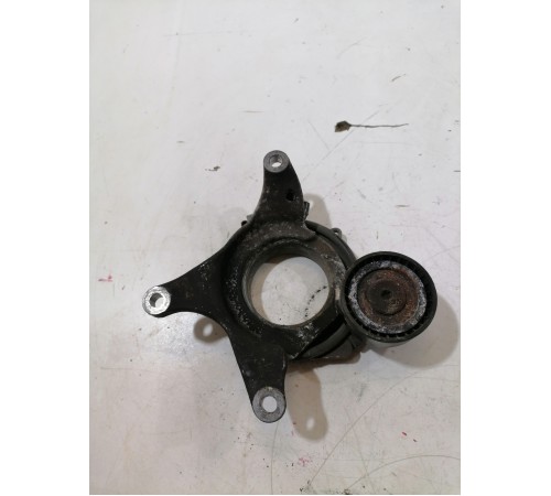 Кронштейн ролик натяжитель ремня