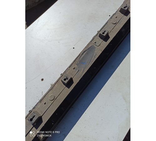 Накладка порога левая