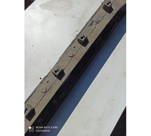 Накладка порога левая