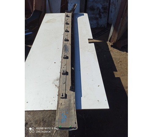 Накладка порога левая